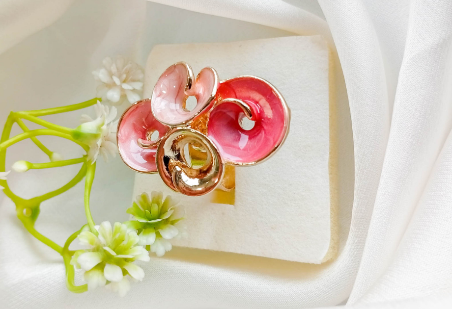 RNG-5506 The Coral Swirl Statement Ring