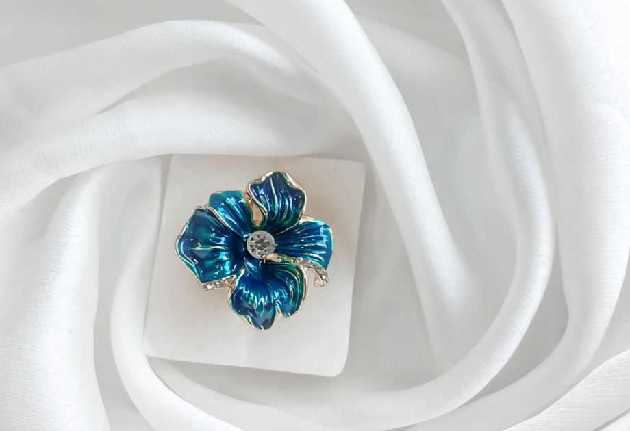 RNG-5517 The Emerald Orchid Statement Ring