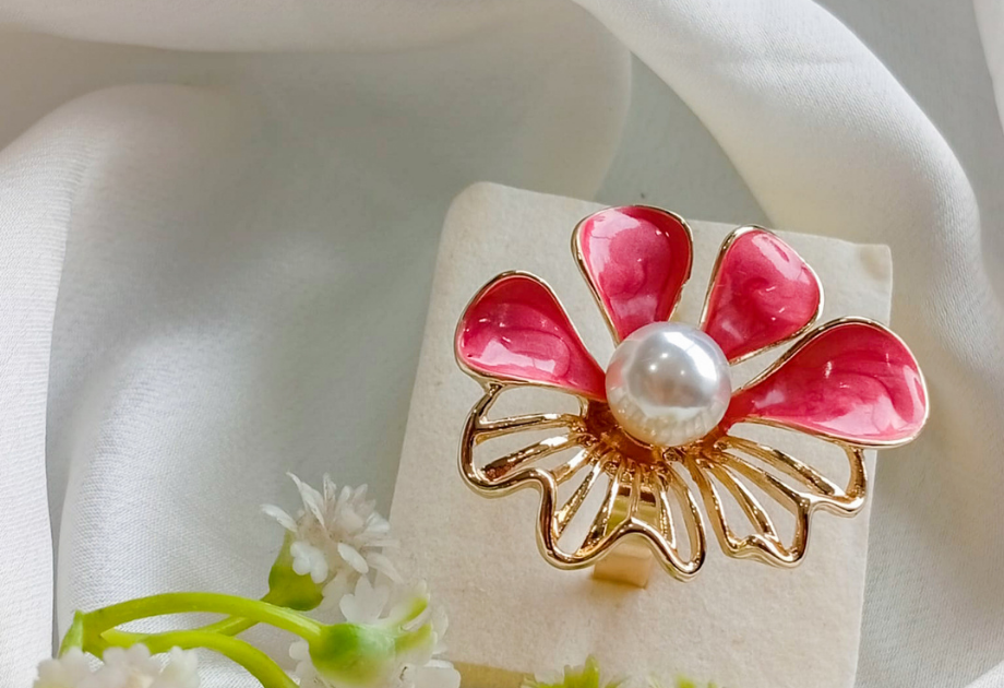 RNG-5504 The Pearl Fan Blossom Ring