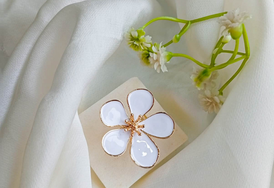 RNG-5514 The Jasmine Bloom Statement Ring