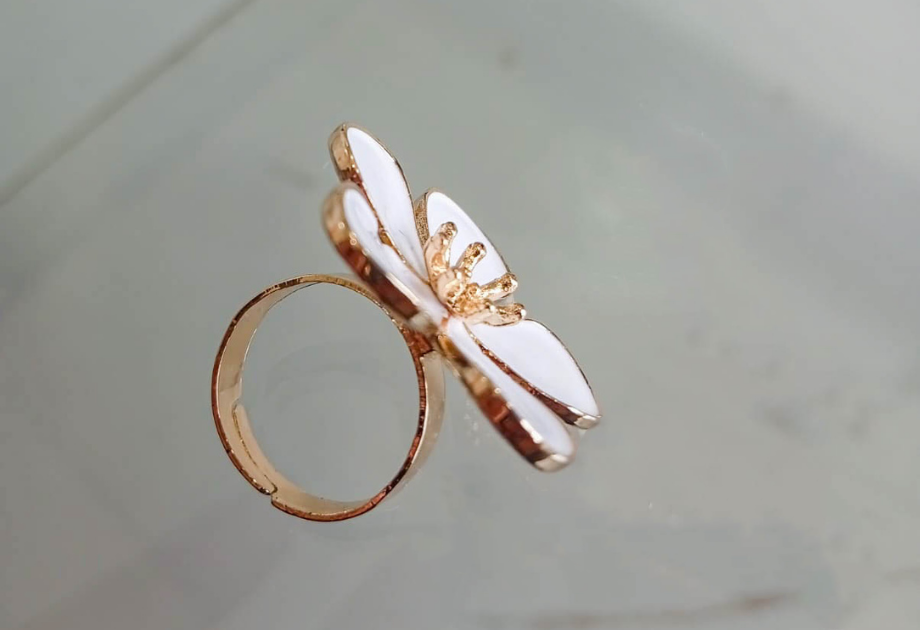RNG-5514 The Jasmine Bloom Statement Ring
