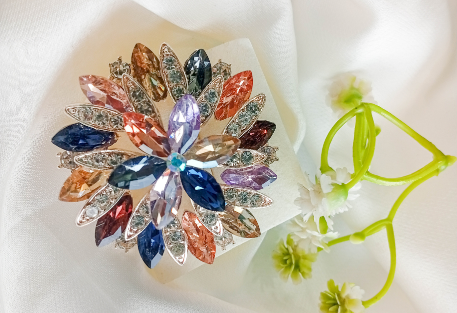 BRH-3301 Multi-Tone Crystal Sunflower Statement Brooch | Mondka Jewelry