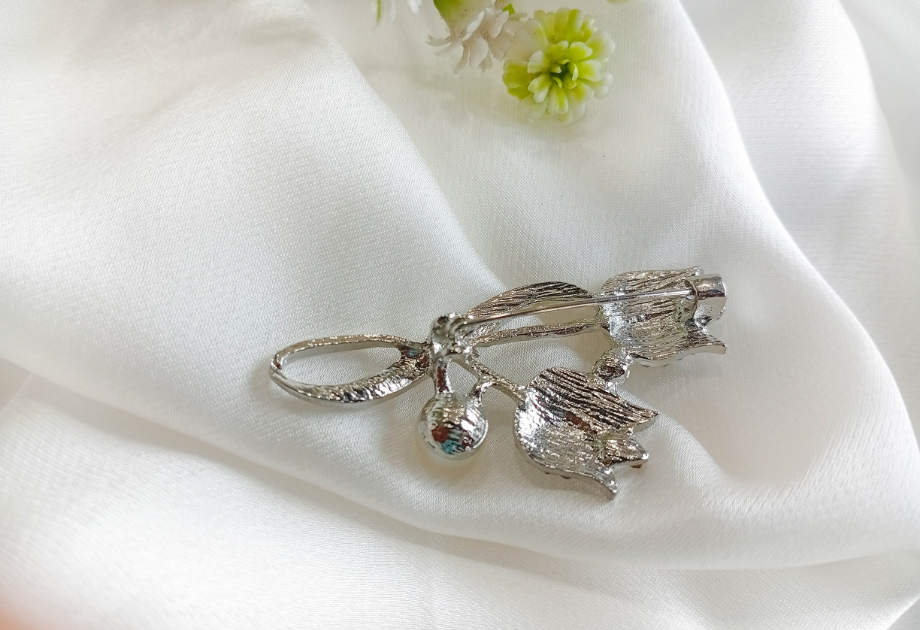 BRH-3304 The Luminous Tulip Garden Brooch