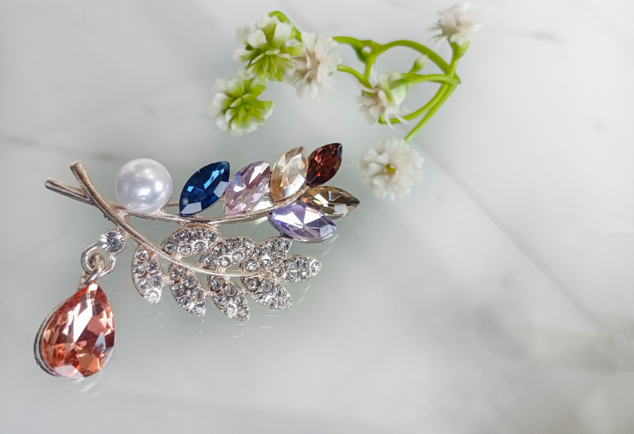 BRH-3305 The Enchanted Willow Statement Brooch