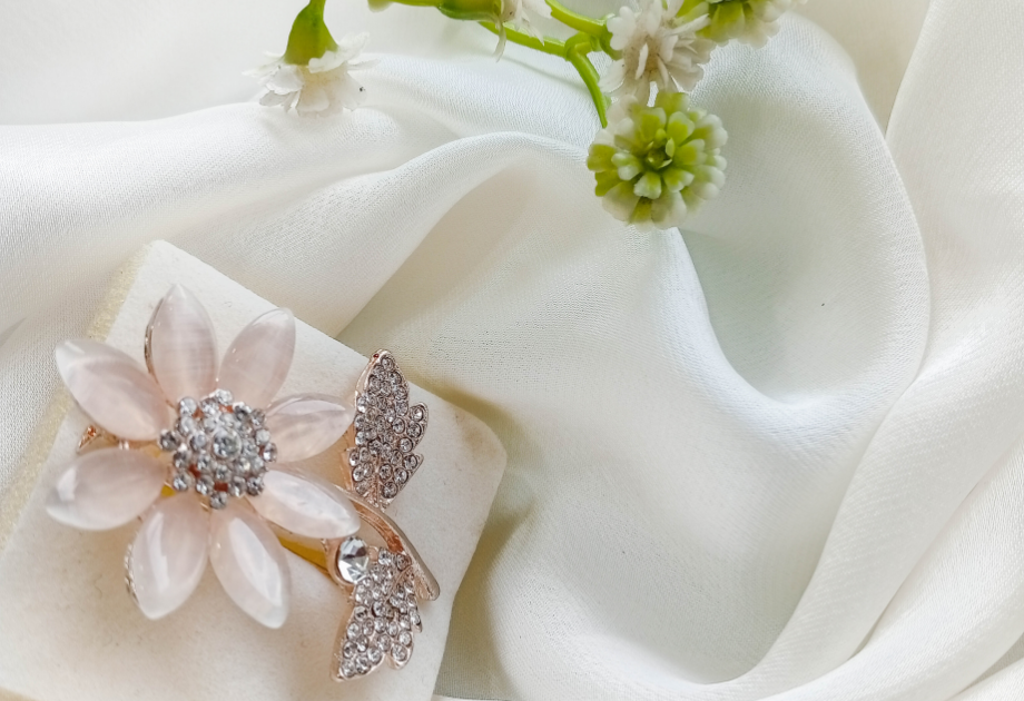 BRH-3307 The Radiant Petal Sunflower Brooch