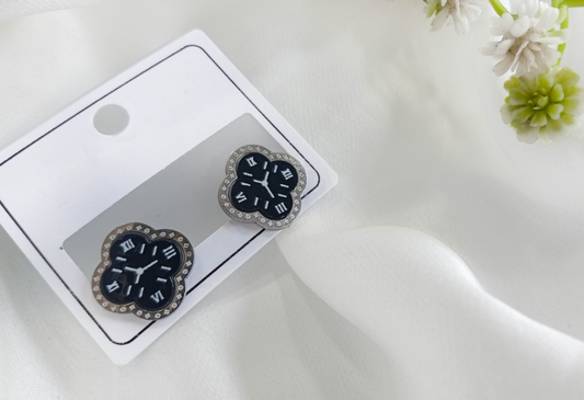ERS-4401 The Midnight Clock Clover Studs